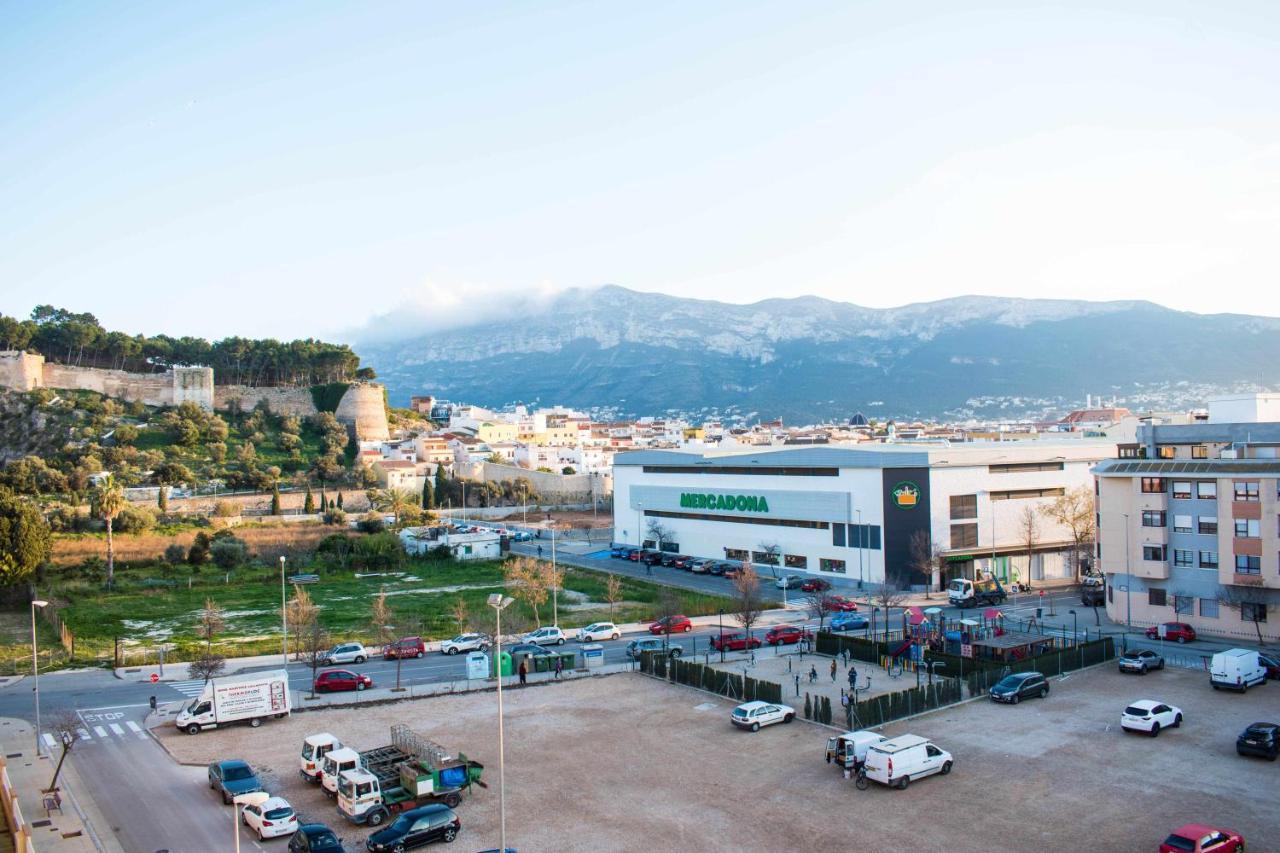 Atico Con Vistas Al Castillo Al Lado Del Mar Denia Ngoại thất bức ảnh